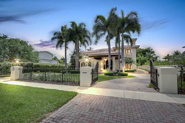 1266 SW 21st Lane Boca Raton, FL 33486