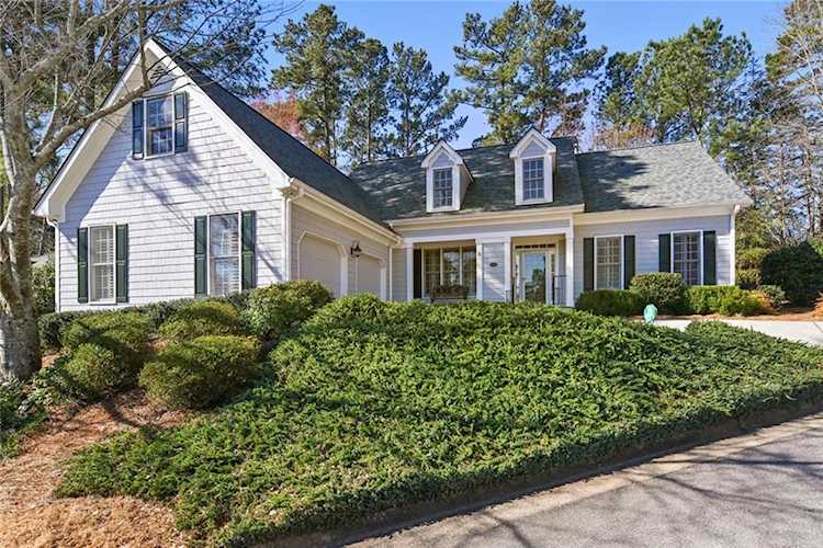 1540 Spinnaker Dr, Alpharetta, GA 30005 - Premier Atlanta Real Estate Photo 1