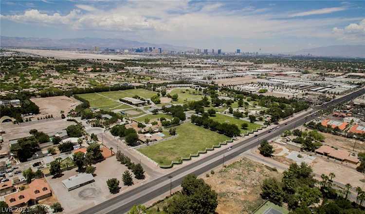6629 Pecos Rd Las Vegas, NV 89120