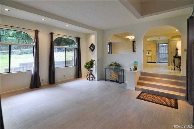 98-515 Pono Street Aiea, HI 96701