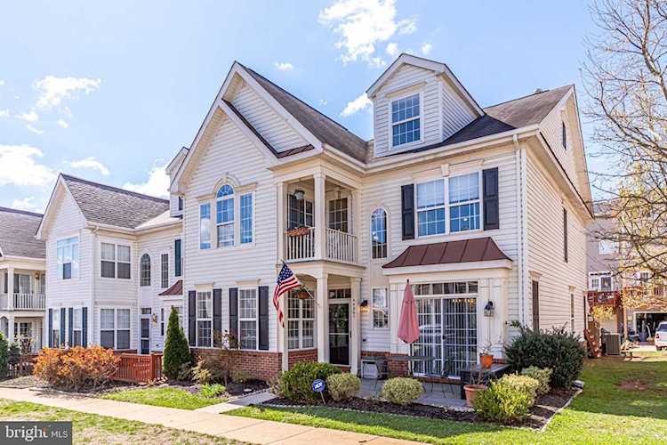 44261 Shehawken Terrace Ashburn, VA 20147