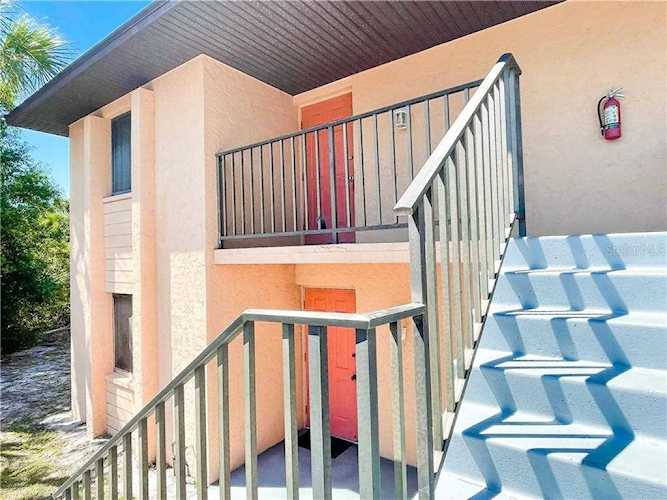 4045 Country Meadows Blvd #5 Punta Gorda, FL 33980