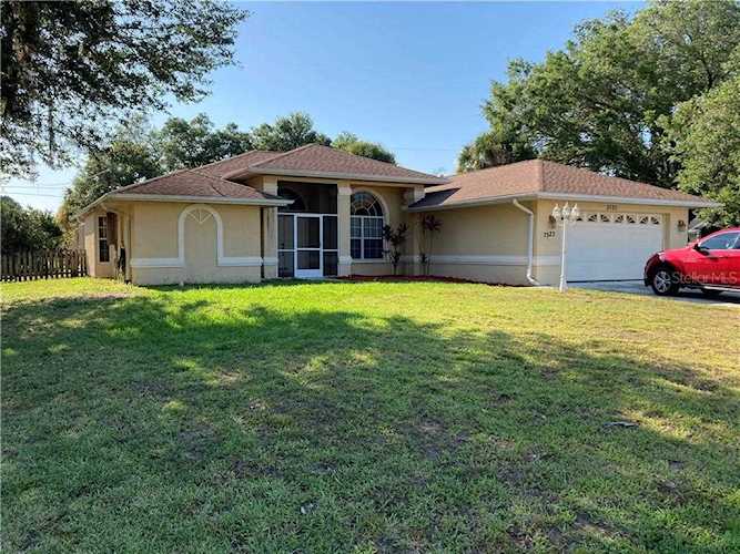 2523 S Salford Blvd North Port, FL 34287