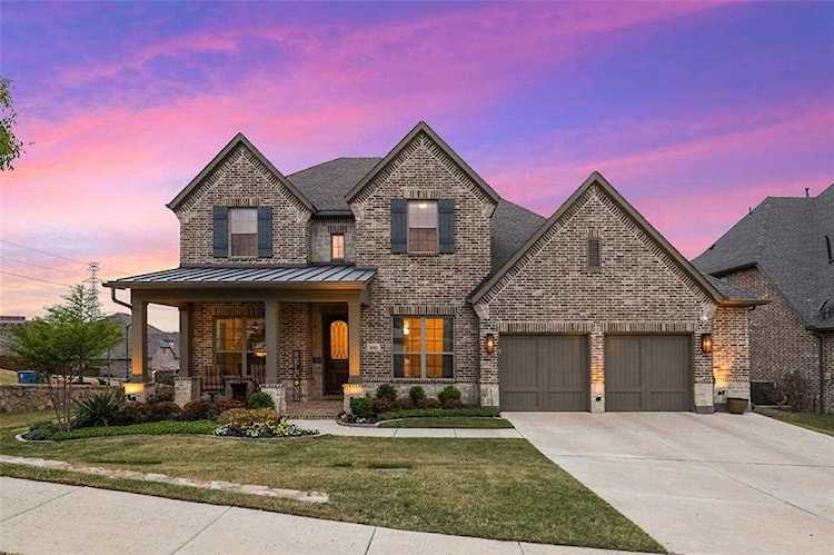 991 Riviera Road Roanoke, TX 76262