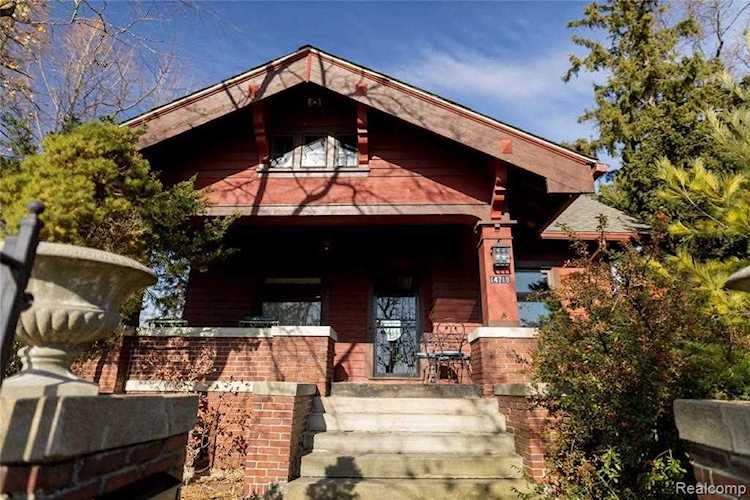 14719 Riverside Blvd Detroit, MI 48215