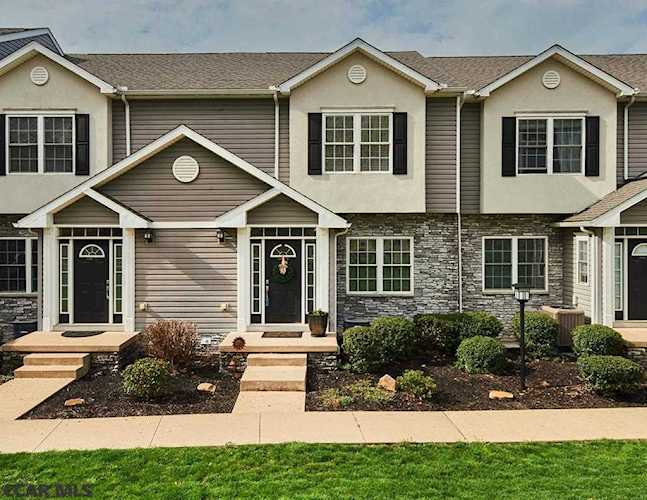688 Oakwood Avenue State College, PA 16803