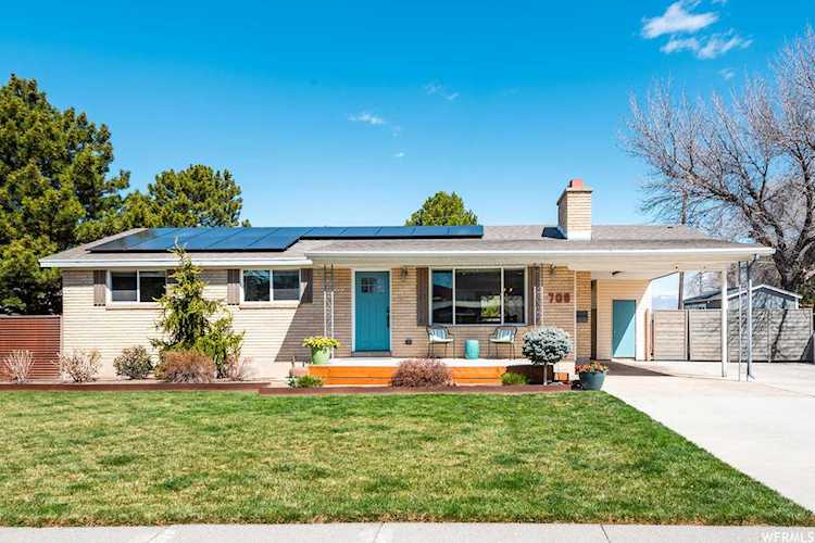 709 E Ponderosa Dr Sandy, UT 84094