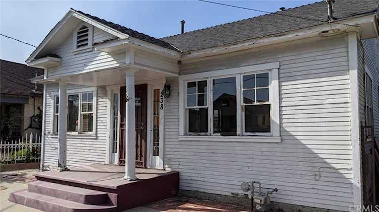 238 W Ofarrell Street San Pedro, CA 90731