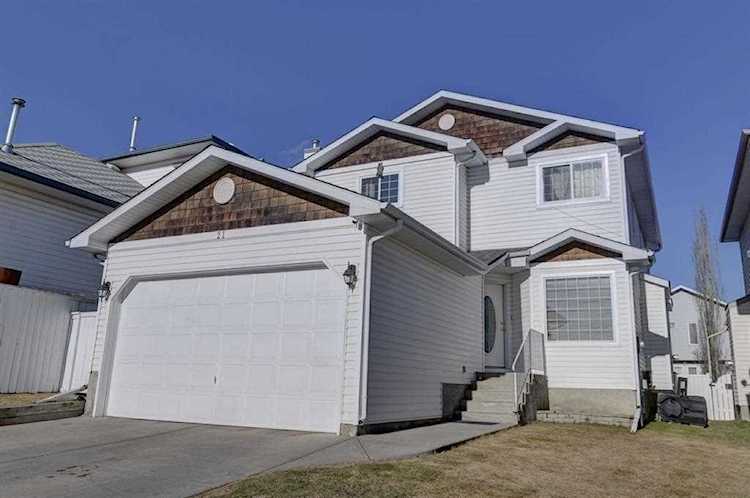 21 Hidden Ranch Circle NW Calgary, AB T3A 5N8