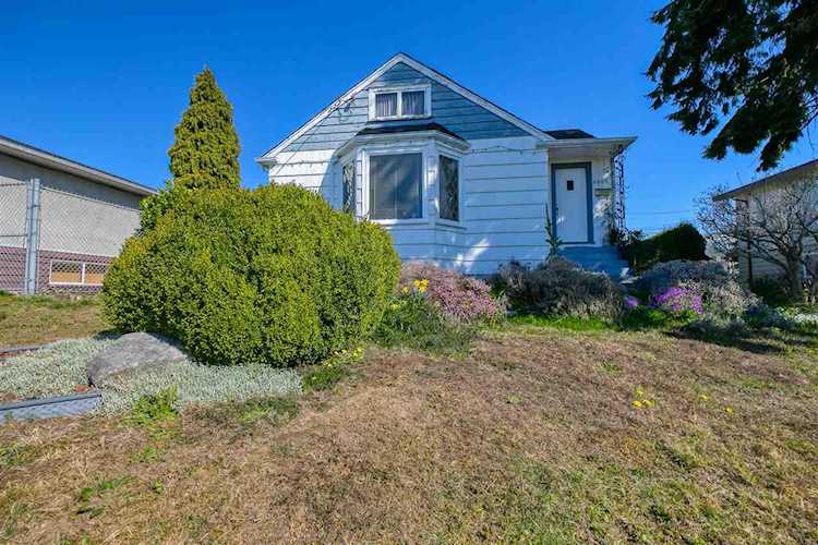 6655 Winch Street Burnaby, BC V5B 2L5