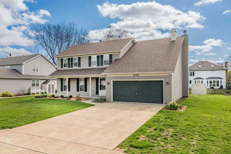 640 Winnebago Trl Batavia, IL 60510