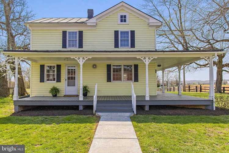 43225 Lucketts Rd Leesburg, VA 20176