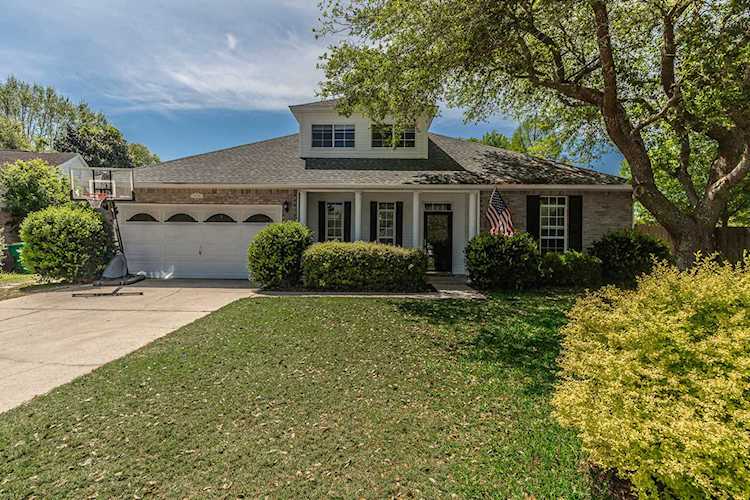 4576 Castlewood Lane Niceville, FL 32578