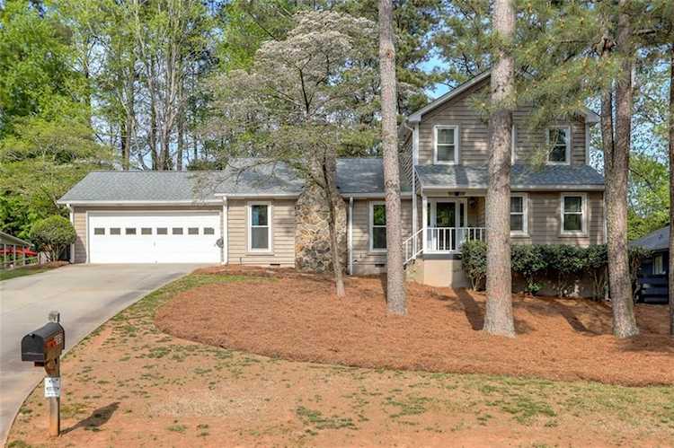 285 Seventeenth Fairway Roswell, GA 30076