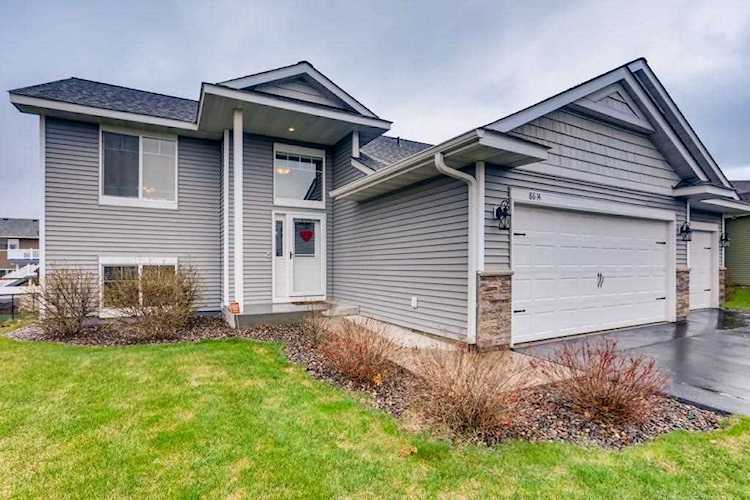 8614 Tessman Court N Brooklyn Park, MN 55445