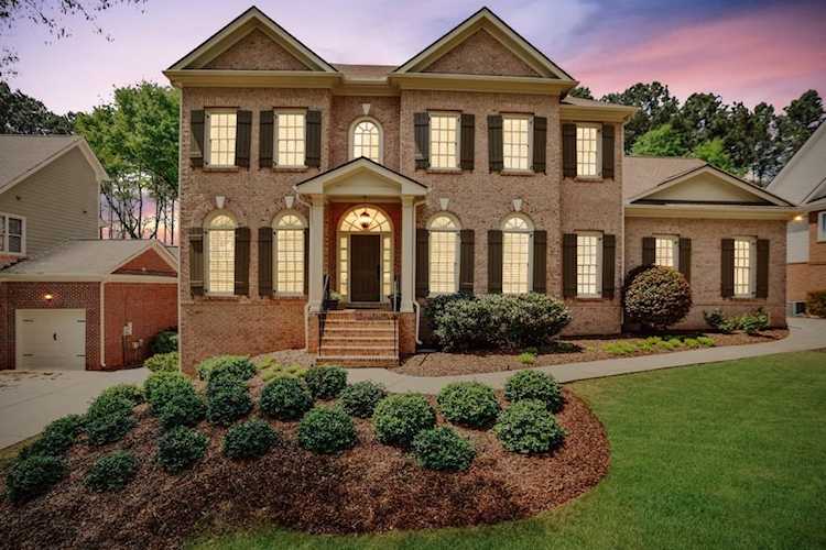 4872 Tarry Post Ln Suwanee, GA 30024