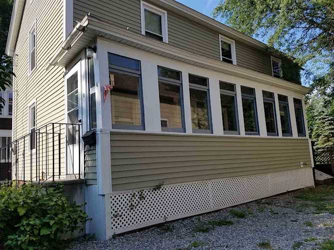 6 Herbert St Concord, NH 03301