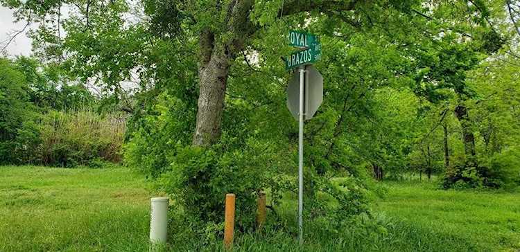 517 N Brazos Avenue Cleburne, TX 76031