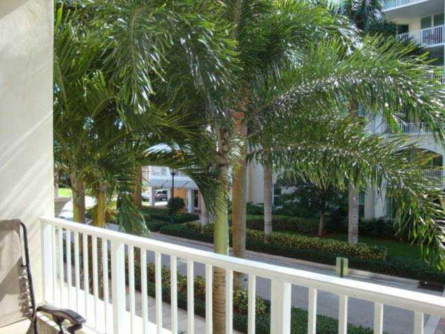 806 E Windward Way #216 Lantana, FL 33462