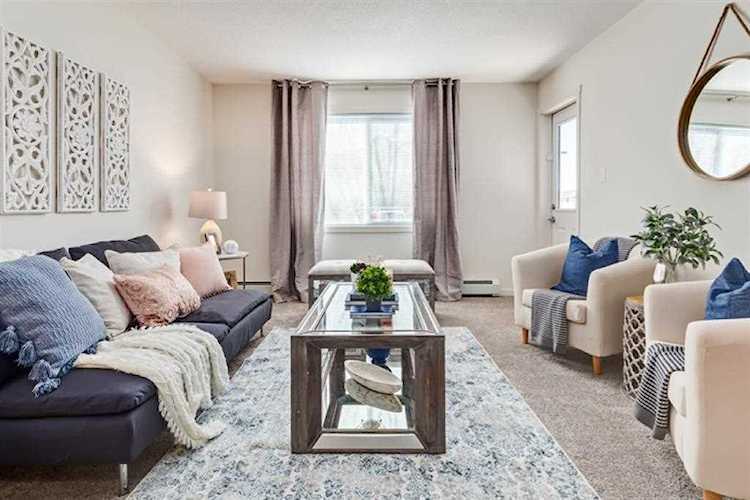 181 Skyview Ranch Manor NE #3215 Calgary, AB T3N 0V2