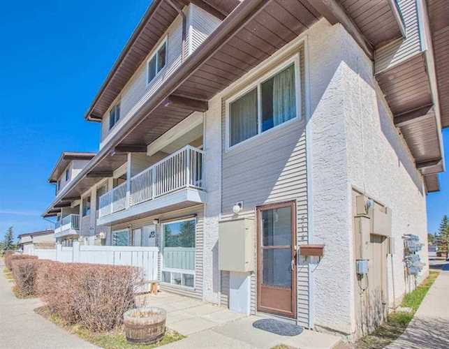 200 Brookpark Dr SW #514 Calgary, AB T2W 3E5
