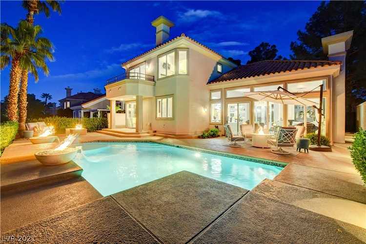 8940 Rainbow Ridge Dr Las Vegas, NV 89117