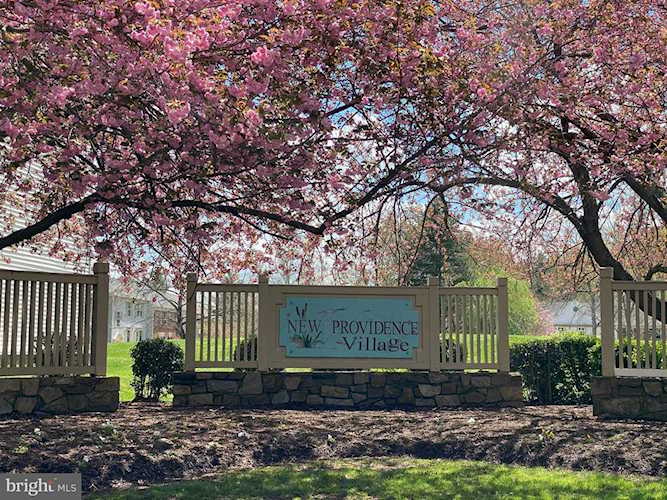 7758 New Providence Dr #9 Falls Church, VA 22042