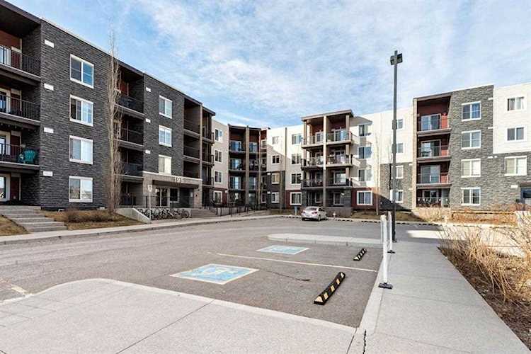 195 Kincora Glen Rd NW #425 Calgary, AB T3R 0S3