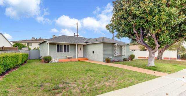 3511 Senefeld Dr Torrance, CA 90505