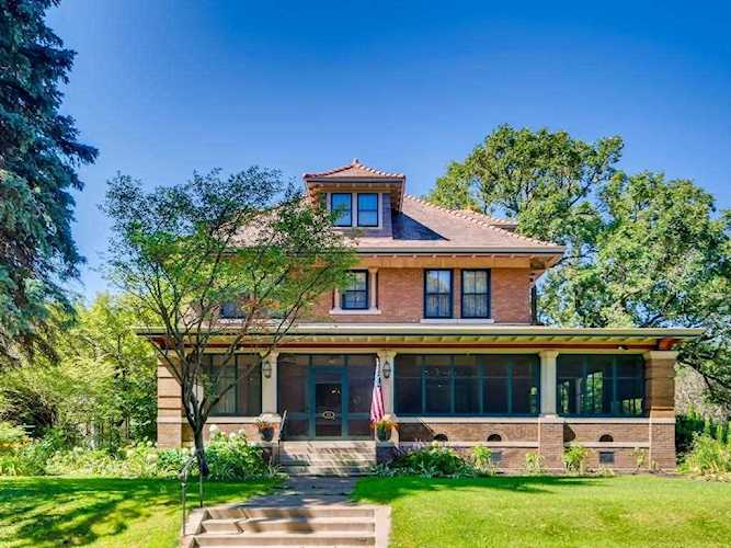 94 Crocus Place Saint Paul, MN 55102
