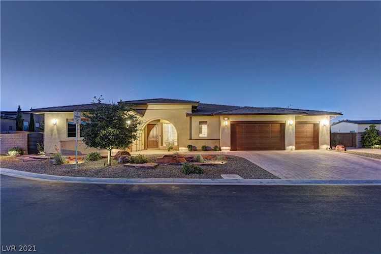 7876 Wheeler Creek Ct Las Vegas, NV 89113