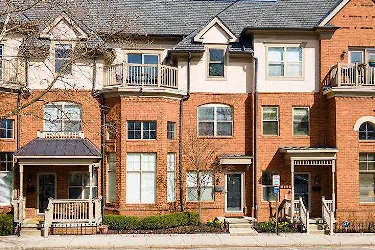 696 Park Street Columbus, OH 43215