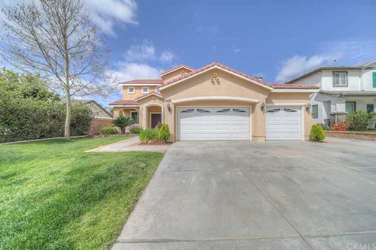 29149 Blue Spruce Circle Menifee, CA 92584