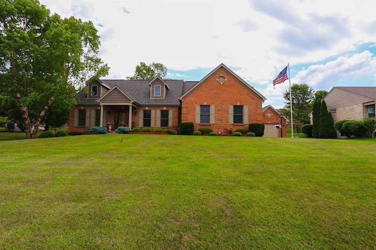 8278 Woodcreek Dr Florence, KY 41042