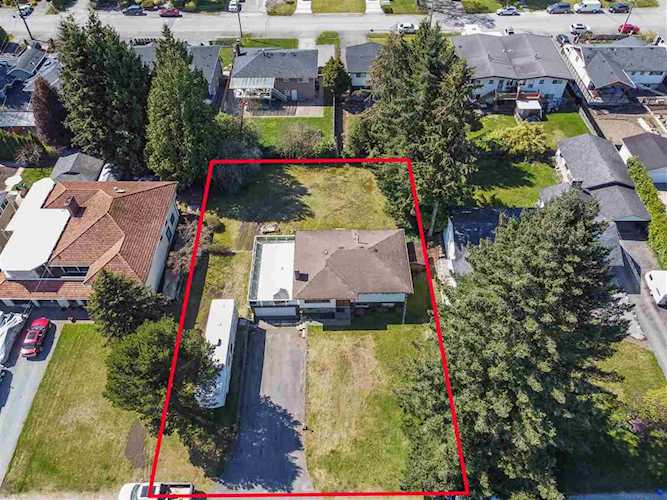 1521 Sherlock Avenue Burnaby, BC V5A 2M9