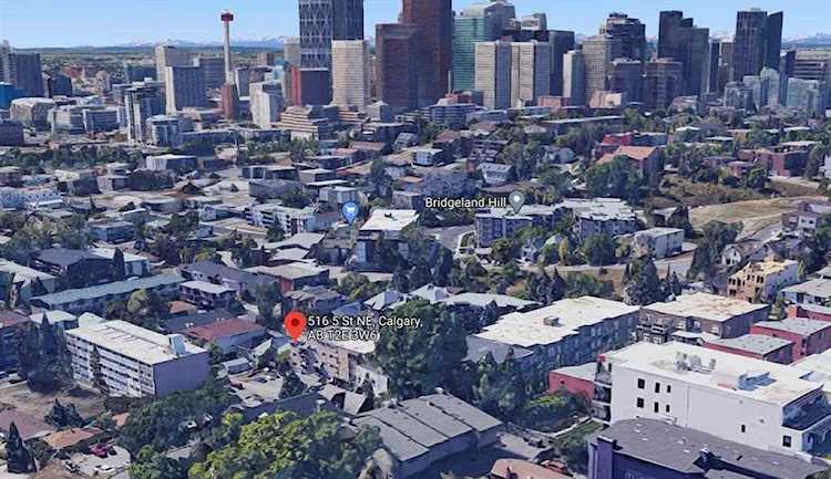 516 5 St NE Calgary, AB T2E 3W6