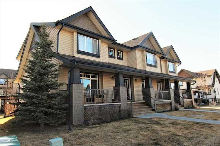 157 Copperpond Heights SE Calgary, AB T2Z 1C4