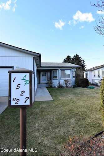 1527 Woodlawn Dr Hayden, ID 83835