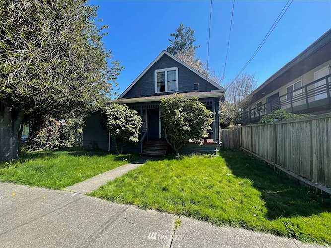 522 Williams Ave N Renton, WA 98057