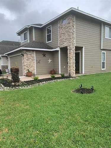 10810 Windfern Lakes St Houston, TX 77064