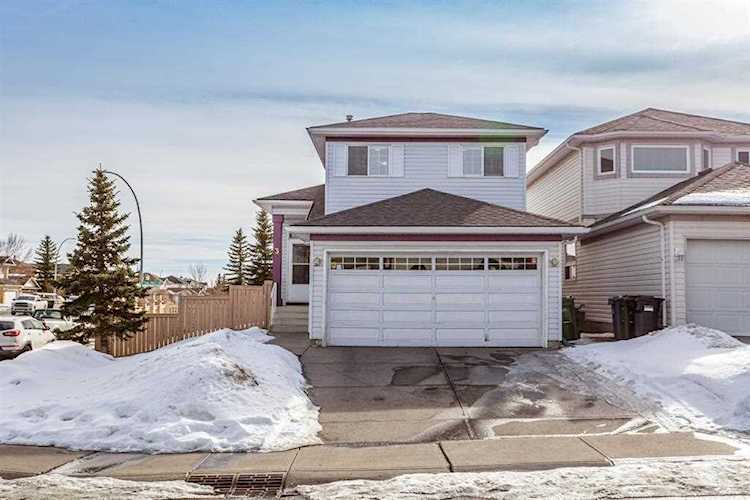 3 Coral Springs Circle NE Calgary, AB T3J 3P4
