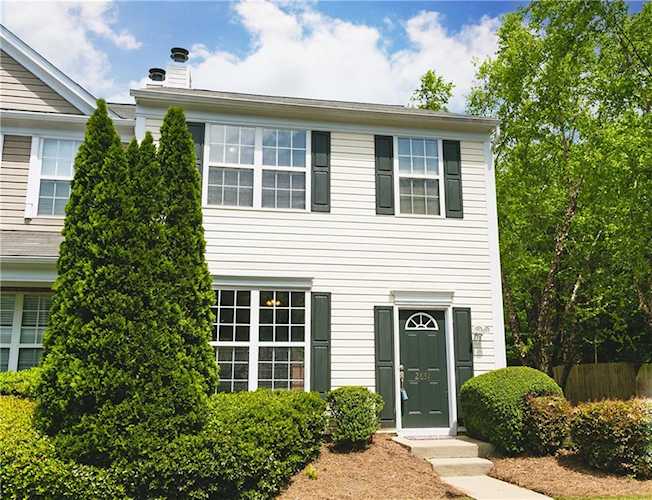2631 Ashleigh Ln Alpharetta, GA 30004