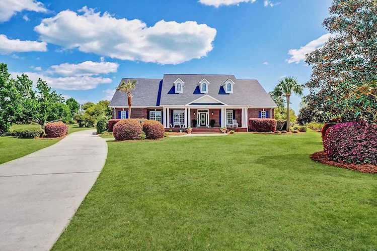 108 S Sea Lily Court Hampstead, NC 28443