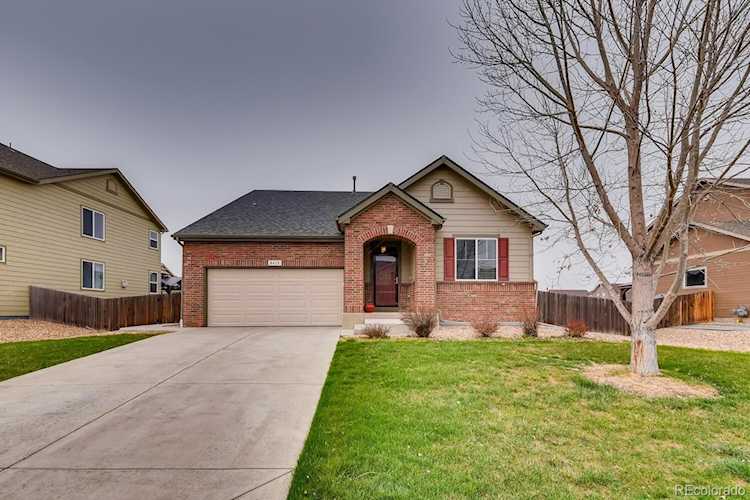8413 Raspberry Dr Frederick, CO 80504