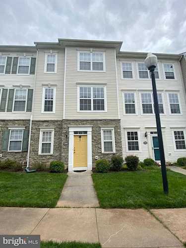 21841 Kelsey Square Ashburn, VA 20147 | MLS ® VALO434974 Photo 1