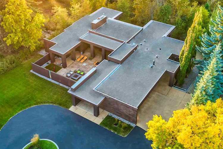 236 Windermere Drive Edmonton, AB T6W 0S4