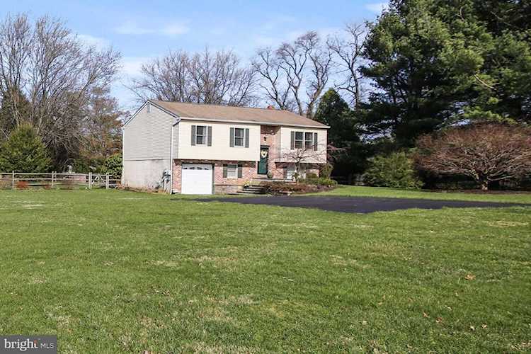 100 Columbia Dr Coatesville, PA 19320
