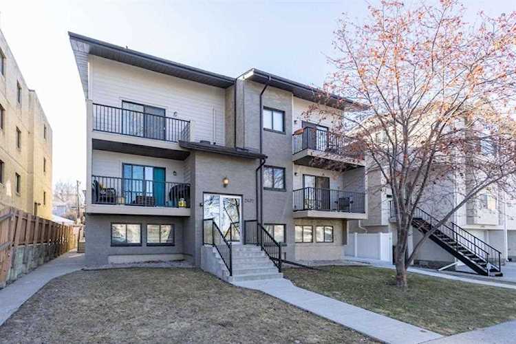 2407 17 St SW #2 Calgary, AB T2T 4M9