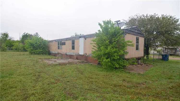 114 Western Way Hewitt, TX 76643