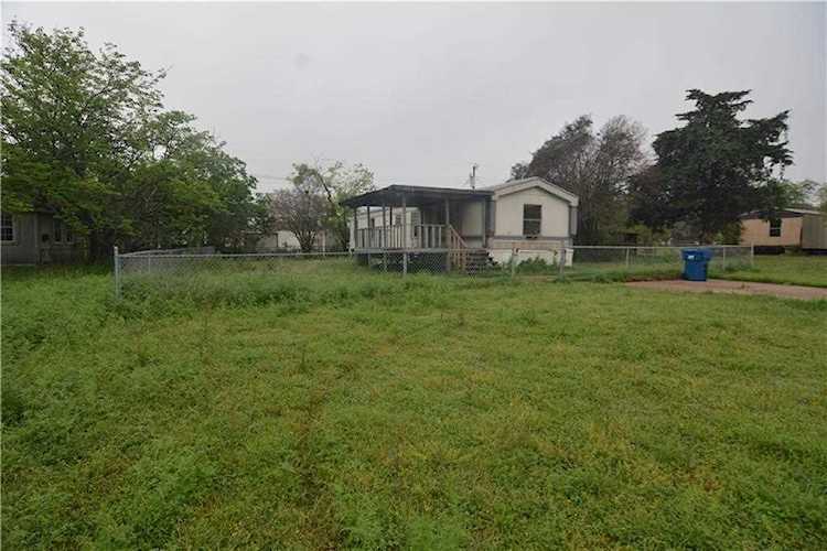 116 Western Way Hewitt, TX 76643